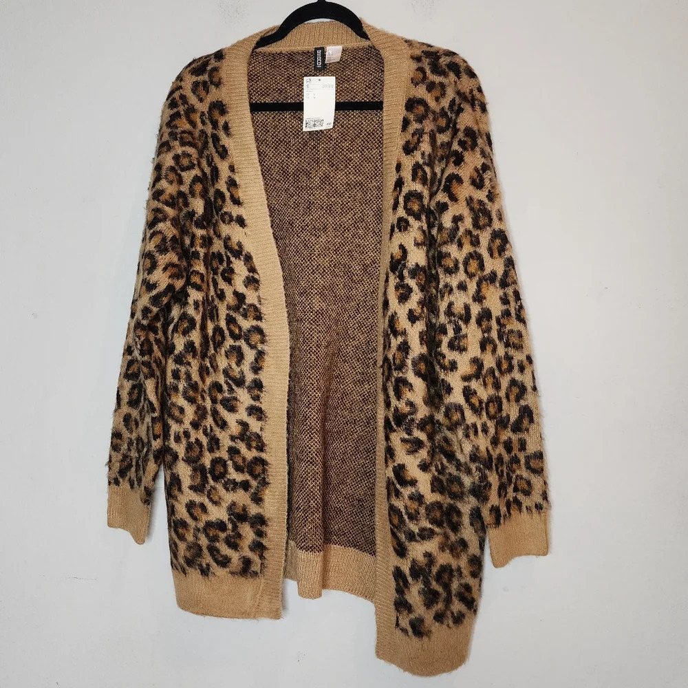 NWT Leopard Fuzzy‎ Knit Open Front CardigannSize Large H&M